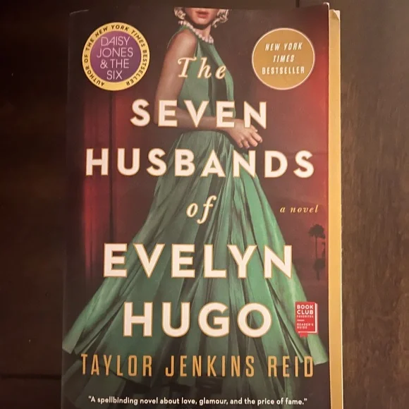 Seven Husbands of Evelyn Hugo Book - Picture 2 of 3
